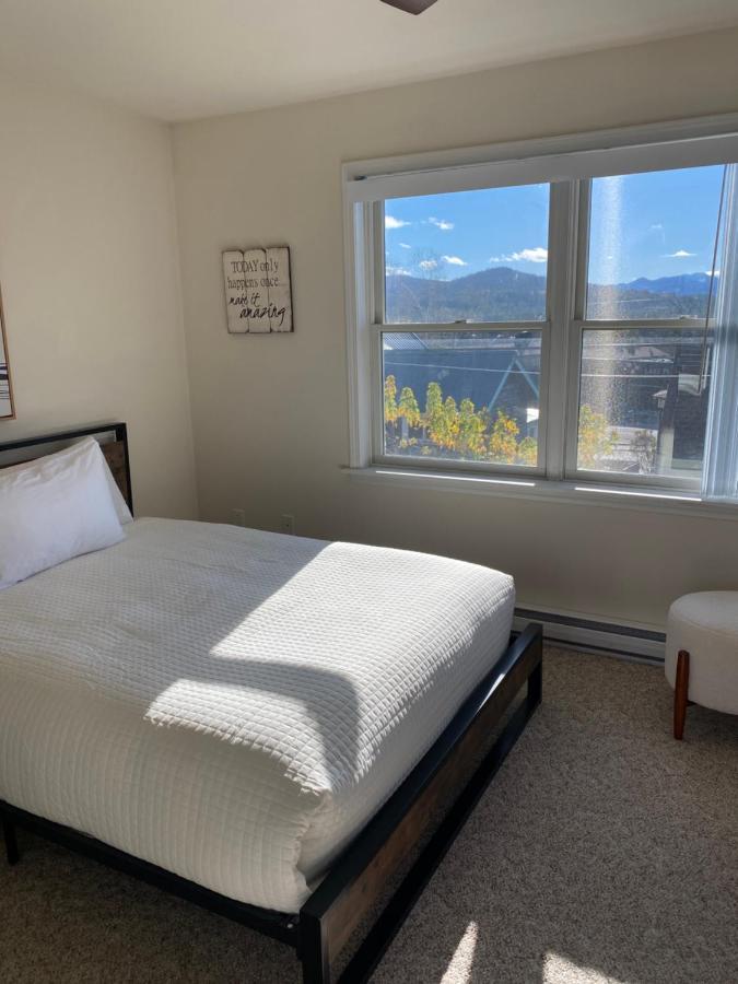 Central Lake Placid Mountain Views エクステリア 写真